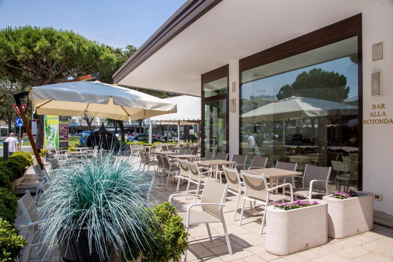 Residence Alla Rotonda Lido di Jesolo Luaran gambar