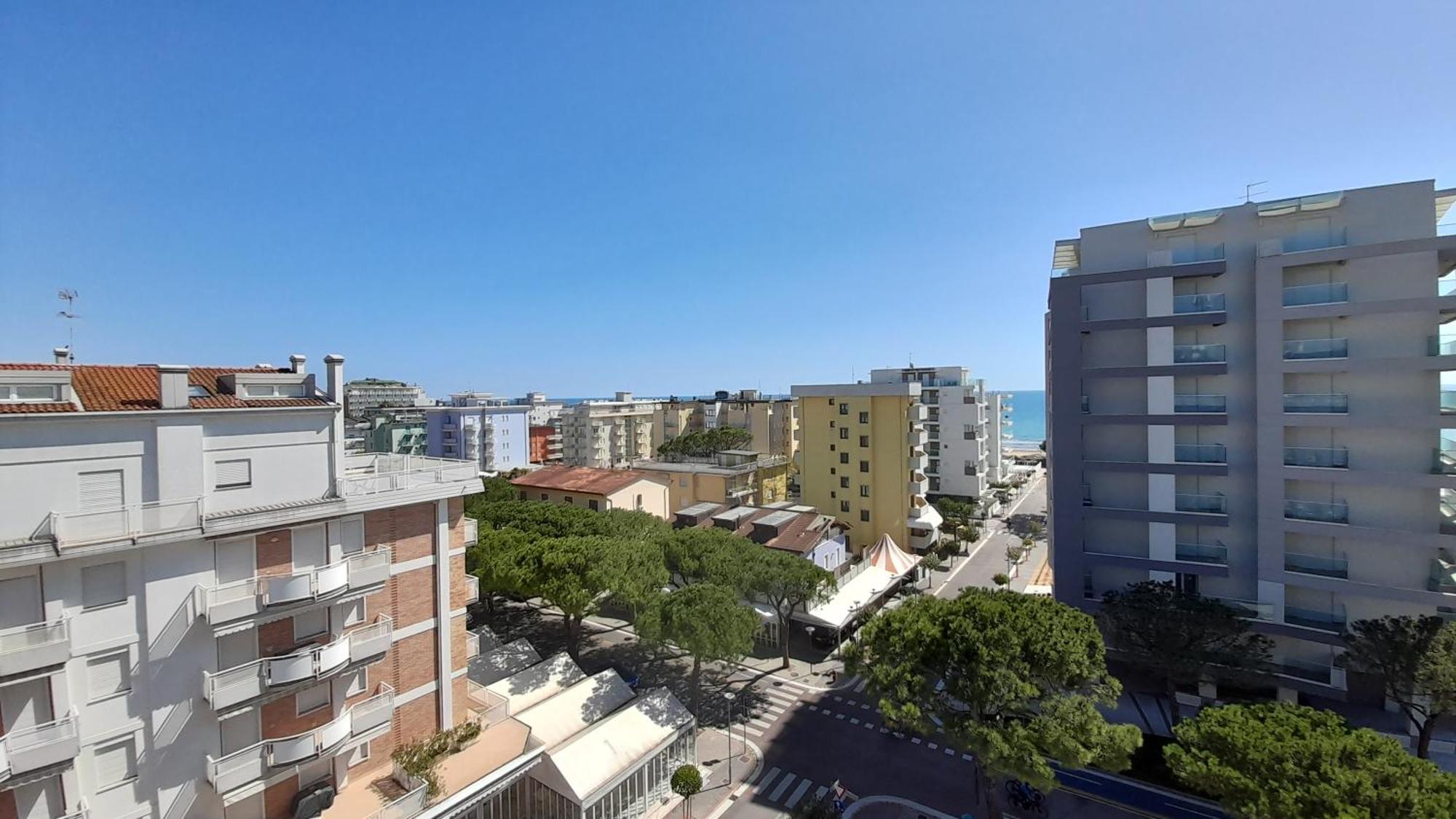Residence Alla Rotonda Lido di Jesolo Bilik gambar